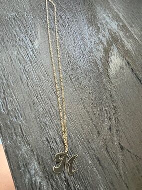 14 k Gold Letter 'M' Pendant Necklace - Classic Personal Initial Jewelry